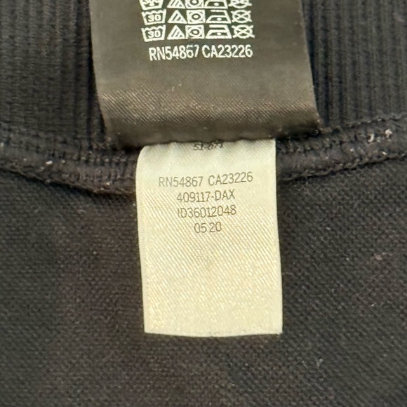 PINK Sport Victoria's Secret Black Athletic Shorts - Picture 5 of 6